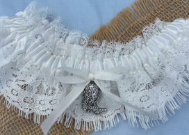 Light Ivory Garter w/Rhinestone Boot charm